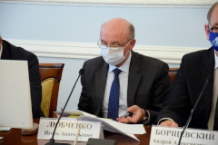 В Петербурге обустроят новые пешеходные переходы и установят дополнительные светофоры