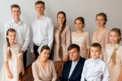 Семья Степановых из Невского района стала победителем в номинации «Многодетная семья» регионального этапа Всероссийского конкурса «Семья года»