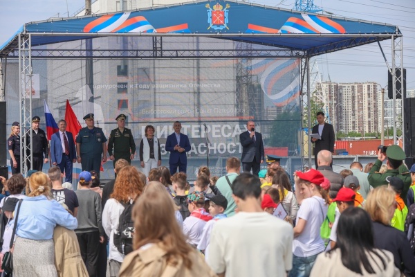 Открытый фестиваль «В интересах безопасности», посвященный Году защитника Отечества прошел в Выборгском районе