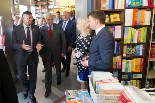 Открытие Книжной лавки писателей 