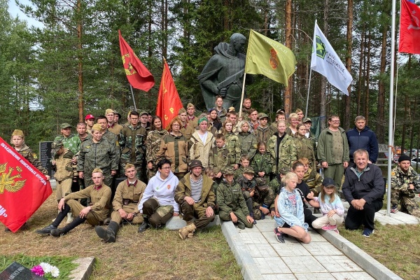 Политехники приняли участие в Вахте памяти