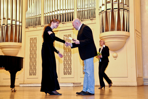 Вручение наград победителям VIII Международного юношеского конкурса им. Е. А. Мравинского. 5 ноября 2012 года