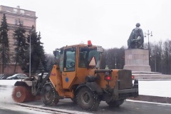 20 единиц техники задействованы в уборке Московского района