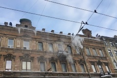 На Чайковского и Восстания начались оперативные работы по уборке наледи с крыш