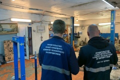 В Невском и Калининском районах освобождаются помещения, незаконно используемые под размещение кафе и автомойки