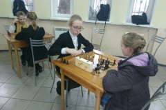 Школьники Центрального района состязались в шахматах