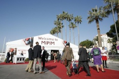 Около 300 человек приняли участие в открытии павильона Санкт‑Петербурга на MIPIM 2016