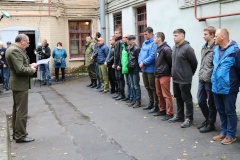 Призывников и добровольцев Кировского района проводили на службу