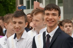 В школах Колпинского района прошли последние звонки для 2,8 тысячи выпускников