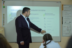 Финалист конкурса «Лидеры России» провел урок для учащихся 630-ой школы