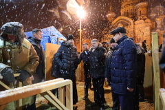 Губернатор Александр Беглов проинспектировал обеспечение безопасности во время крещенских купаний