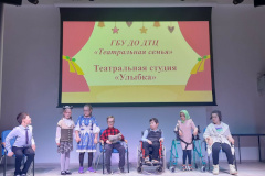 В школе № 627 Невского района прошел фестиваль «В жизни есть место искусству»