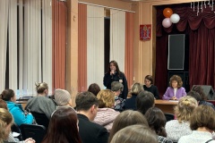 Госавтоинспекция Фрунзенского района приняла участие в родительском совете ГБОУ № 215