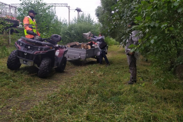 Уборка на Лиговском канале