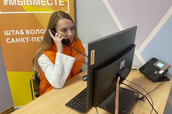 Пожилой маме мобилизованного помогли получить выплату в 100 тысяч рублей
