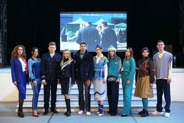 Определены победители конкурса на разработку форменной одежды для работников транспорта «Синяя лента»