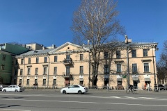 Главное здание и дворовый флигель дома Марьи Усовой на 13-й линии Васильевского острова признаны региональными памятниками