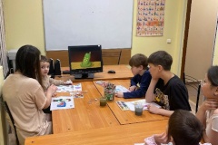 В социальной гостинице Центрального района проведено занятие «Безопасность в быту. Электроприборы»
