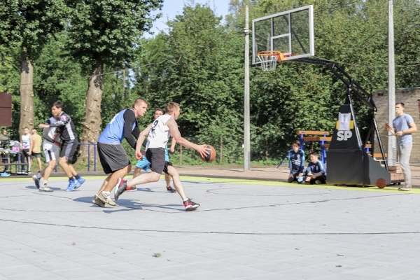 В Кировском районе прошёл спортивный фестиваль работающей молодежи