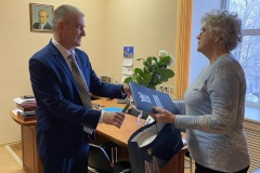 В Невском районе поздравили семьи Героев Отечества