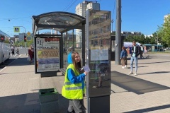 Волонтеры на остановках общественного транспорта помогут петербуржцам сориентироваться в изменениях маршрутов