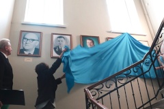 Сегодня в Царскосельской гимназии искусств им. А.А.Ахматовой торжественно открыли галерею портретов директоров учебного заведения и памятных именных учебных классов