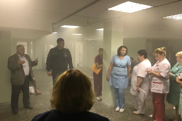 МЧС Фрунзенского района провели ежегодные учения в НИИ Джанелидзе