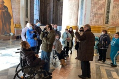 Получатели социальных услуг Центра социальной реабилитации инвалидов и детей-инвалидов Центрального района посетили Исаакиевский собор