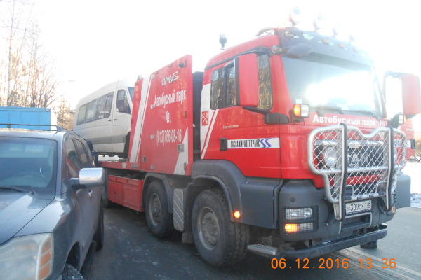 Нелегальные перевозчики лишились автобусов