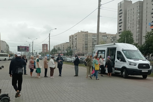 Сегодня в Выборгском районе стартовала вакцинация от гриппа