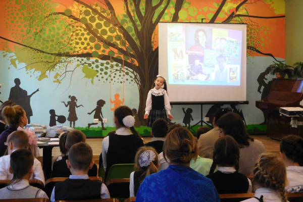 Ученики 35 школ Фрунзенского района стали участниками конкурса чтецов