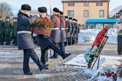 Торжественный митинг у памятника «Участникам боевых действий» в честь 37-й годовщины вывода советских войск из Афганистана собрал более 100 участников