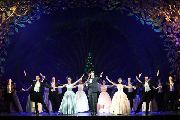 «Старый Новый год с королём вальса» в Театре музыкальной комедии