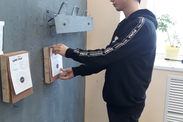 Во Фрунзенском районе состоялись соревнования по стрельбе из пневматического оружия