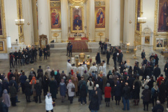 В Троице-Измайловском соборе почтили память жертв террористических актов