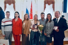 Семье Центрального района присудили почетное звание Санкт‑Петербурга  «За заслуги в воспитании детей» III степени