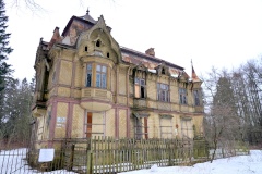 Суд поддержал требования КГИОП о выполнении реставрации дачи Месмахера в Шуваловском парке