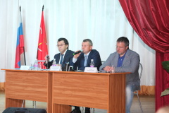 Жители муниципального округа Княжево задали вопросы руководству района