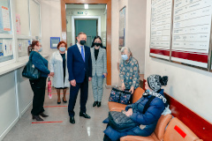 Губернатор поручил главам районов усилить взаимодействие с муниципалитетами для уборки территорий