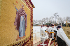 Крещенские купания у Петропавловской крепости