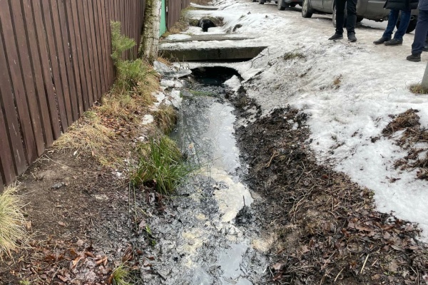 Ликвидация разлива нефтепродуктов в Курортном районе