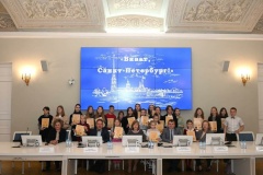 В КГА наградили победителей конкурса детского рисунка «Виват, Петербург!»