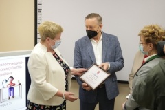 Губернатор Александр Беглов посетил Центр психолого-педагогической, медицинской и социальной помощи Калининского района.