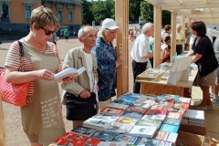 На «Книжных аллеях» у Михайловского замка пройдет День Кировского района