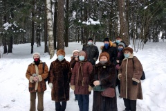 Посетители социально-реабилитационного отделения Комплексного центра социального обслуживания населения Центрального района посетили Шуваловский парк