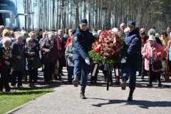 На мемориальном кладбище «Дом лесника» состоялась церемония возложения цветов
