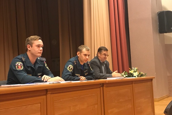 В администрации Фрунзенского района прошли занятия с сотрудниками, уполномоченными на решение задач в области гражданской обороны