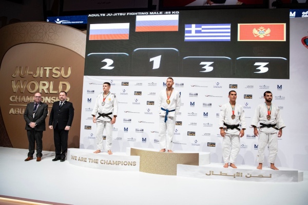 Спортсмены района завоевали золото на первенстве и чемпионате мира по джиу-джитсу в Абу-Даби (ОАЭ)
