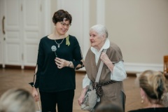 Литературно-музыкальную композицию ко Дню Ленинградской Победы организовали в школе Петроградского района