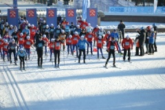 На старт «Лыжни России» в Приморском парке Победы вышли более 2 тысяч участников